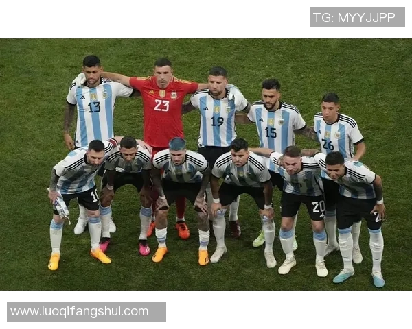 南京足球队实力引发热议球迷对球队表现的不同看法与争论 南京足球队实力引发热议球迷对球队表现的不同看法与争论