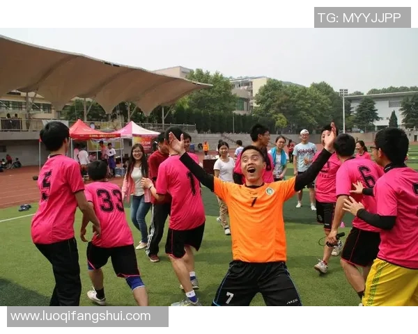 武汉飞盘队勇闯攀岩联赛展现逆袭精神与团队力量