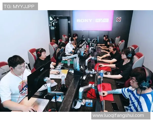 聚焦CSGO:深入探讨V5战队的团队配合与战术策略 聚焦CSGO:深入探讨V5战队的团队配合与战术策略