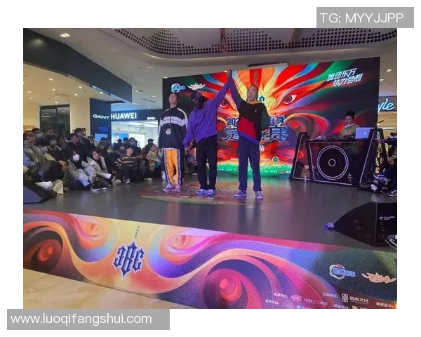 重庆街舞队与武汉街舞队赛后技术分析与表现对比 重庆街舞队与武汉街舞队赛后技术分析与表现对比